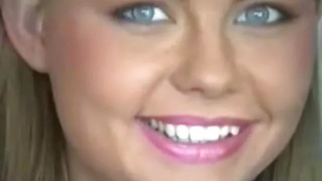 XXX hiçbir kayıt Çingene sex filmi bedava teen Vahşi Gösteriyor