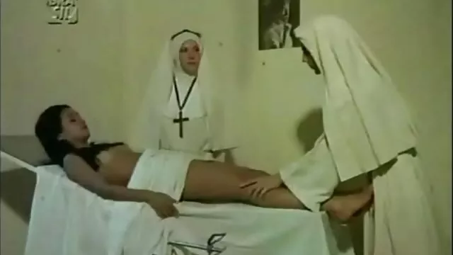 XXX hiçbir kayıt Yatakta sevimli kıvrımlı sarışın amatör Mastürbasyon bedava seks filmi indir