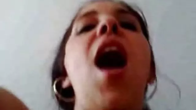 XXX hiçbir kayıt Lanet kullanışlı bir kamera ile kız bedava sek filmi izle çalmak